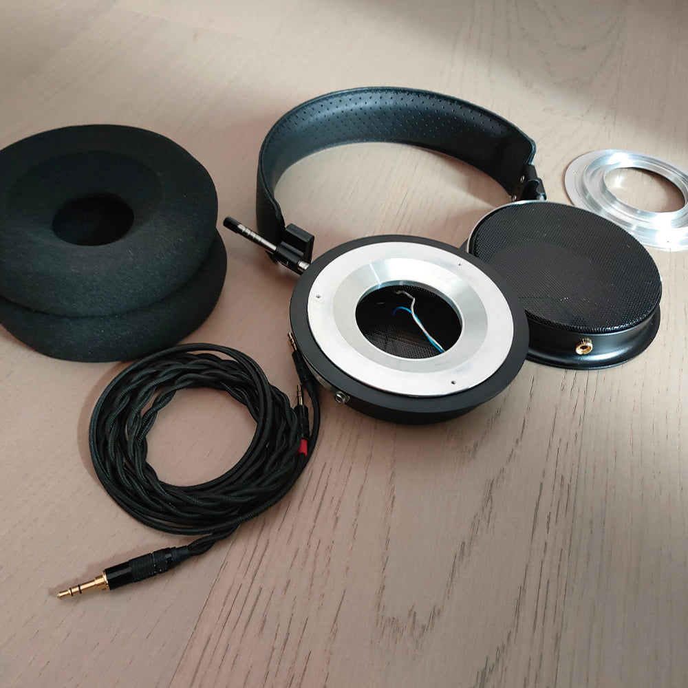 DIY Headphone Enthusiasts' Dream! 110mm Headphone Housing with Accessories, Compatible with 50mm & 70mm Drivers, 2 Color Options