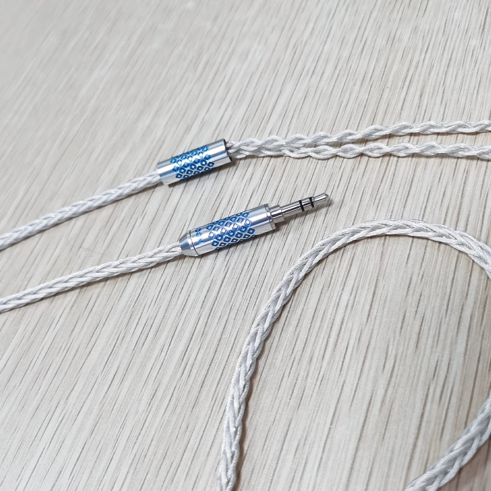 ELFINEAR MMCX Detachable Earphone Replacement Cable - Hi-Fi 8-Core Braided Cable - Durable Rhodium-Plated Earphone Plug