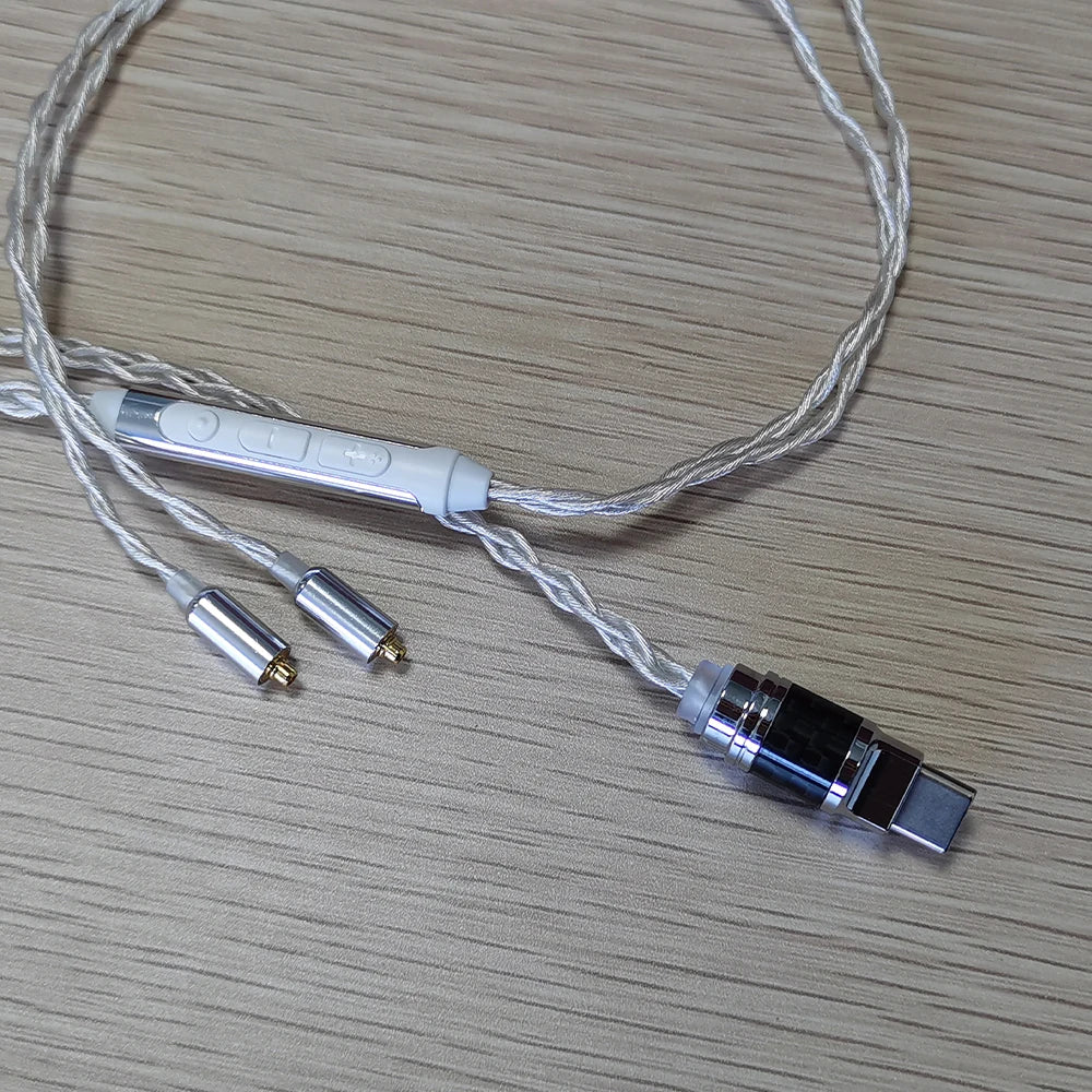 ELFINEAR USB-C to MMCX Cable with DAC AMP - High-Quality Audio for Audiophiles and Musicians