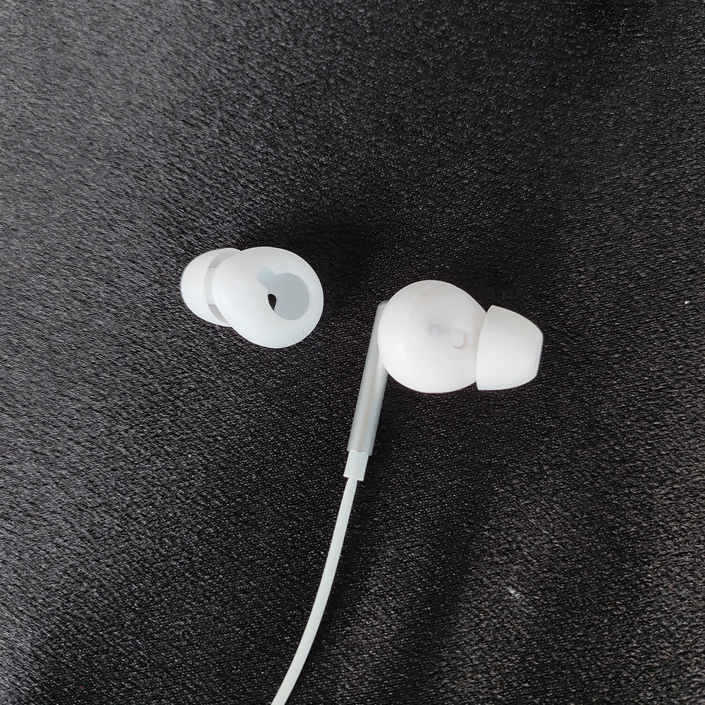 Silicone earbud tips specifically designed for flat-head earphones Apple Earbuds