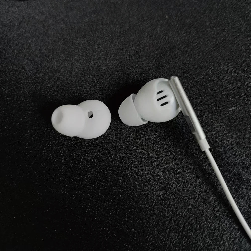 Silicone earbud tips specifically designed for flat-head earphones Apple Earbuds
